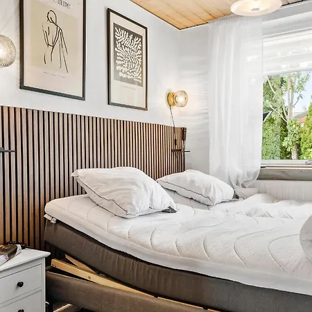 3 Bedroom Awesome In * Videbæk