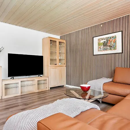 3 Bedroom Awesome In