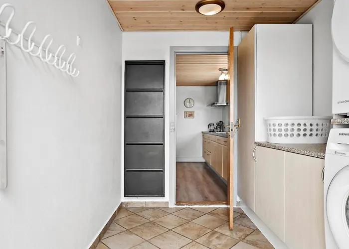 3 Bedroom Awesome In * Videbæk